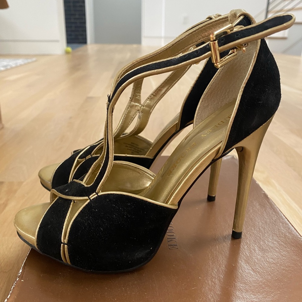 Audrey Brooke heels